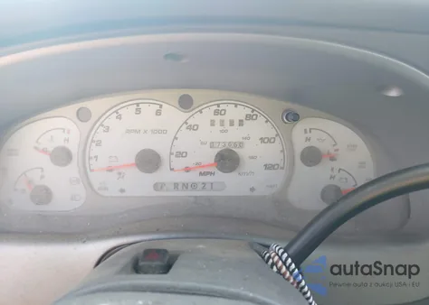 2002 Ford Explorer Sport Trac z USA, uszkodzony, nr VIN 1FMZU77E72UC25366